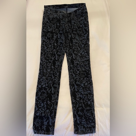 J Brand “The Skinny” in Black Velvet Brocade Stovepipe Jeans - Picture 4 of 10